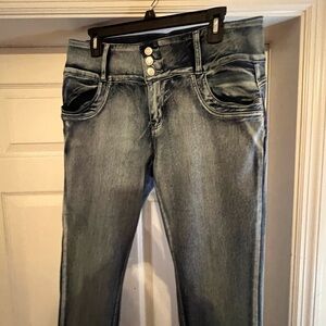 Ladies High Rise Denim Jeans in Classic Blue